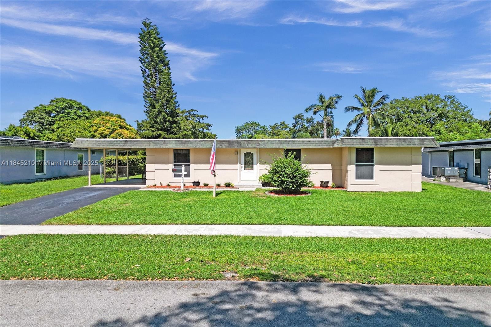 7909 NW 73rd Avenue, Tamarac, FL 33321