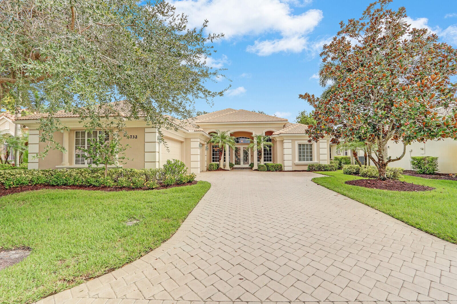 8732 Bally Bunion Road, Port St. Lucie, FL 34986