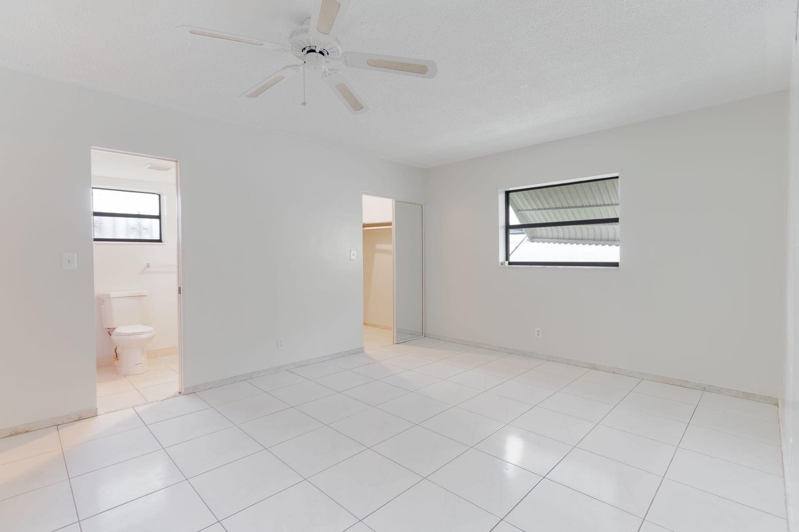 3690 NW 26th Street, Lauderdale Lakes, FL 33311 photo 14