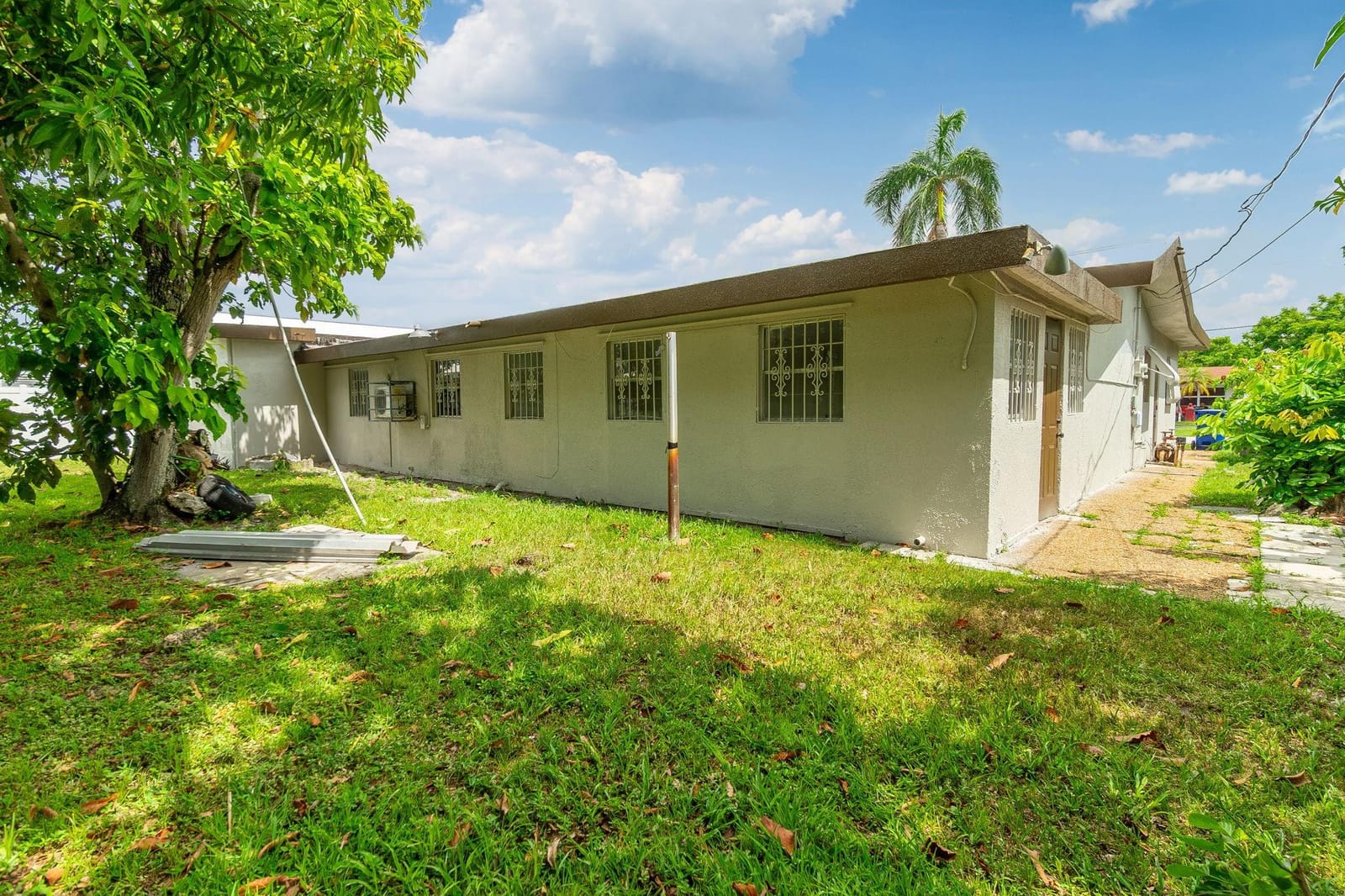 3690 NW 26th Street, Lauderdale Lakes, FL 33311 photo 27