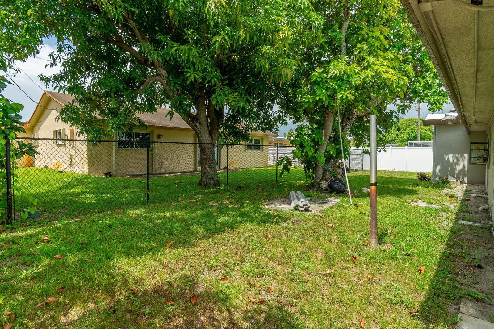 3690 NW 26th Street, Lauderdale Lakes, FL 33311 photo 29