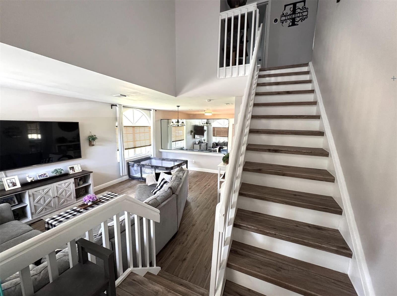 435 NW 87th Terrace — photo 4