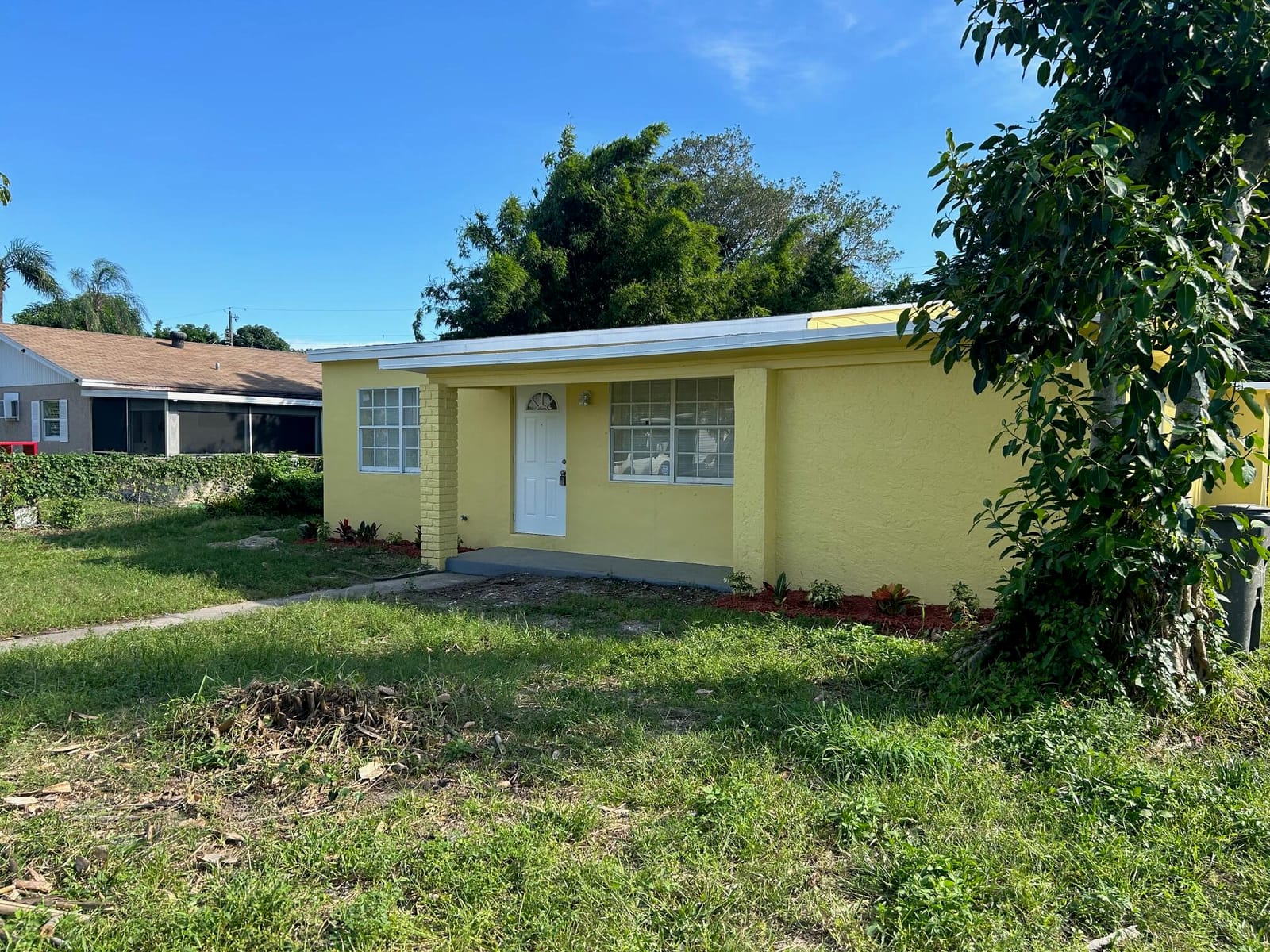 5840 Banana Road, West Palm Beach, FL 33413 photo 2