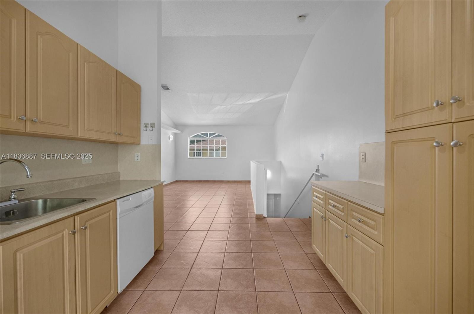 7506 W 20th Avenue 206 — photo 9