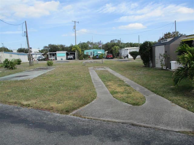 2023 St. Lucie Boulevard, Whispering Creek Co Op, Fort Pierce, FL