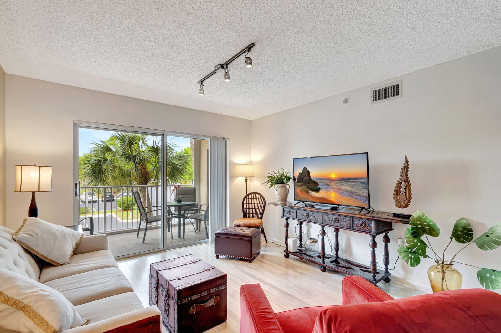260 Village Boulevard 5205 — photo 3