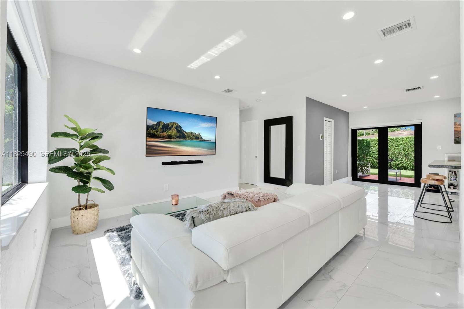 18440 NE 20th Court, North Miami Beach, FL 33179 photo 17