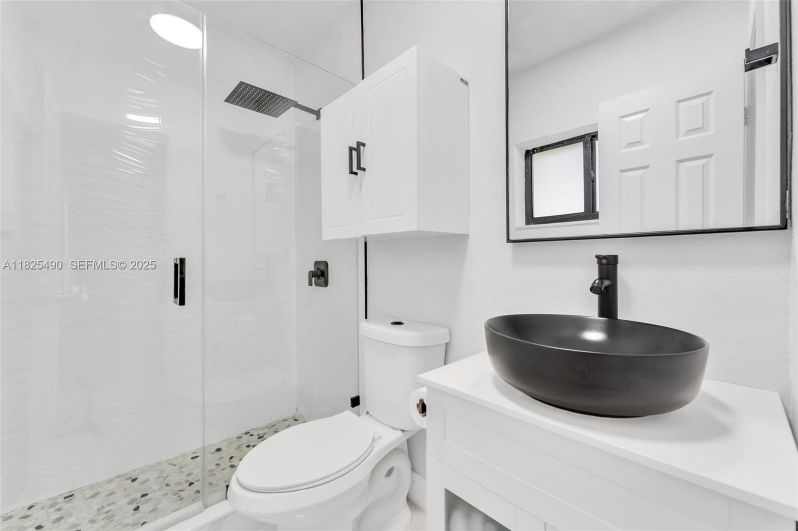 18440 NE 20th Court — photo 8