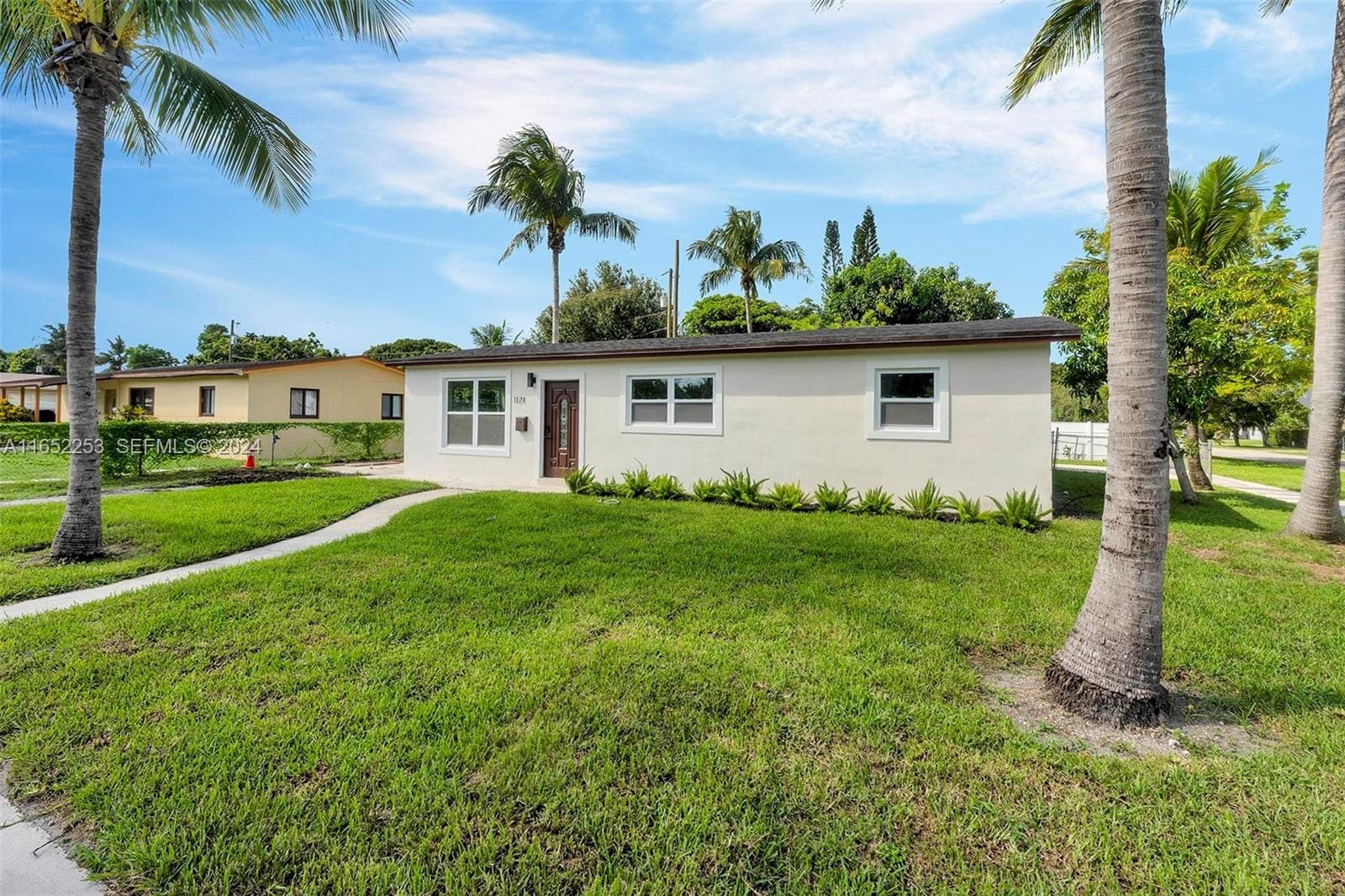 1171 NE 211th Terrace, Miami, FL 33179 photo 2