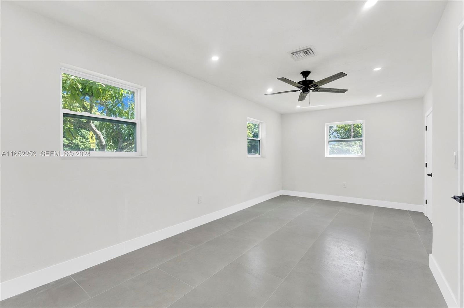 1171 NE 211th Terrace, Miami, FL 33179 photo 13