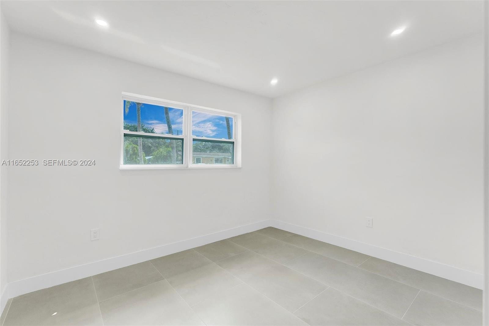 1171 NE 211th Terrace, Miami, FL 33179 photo 17