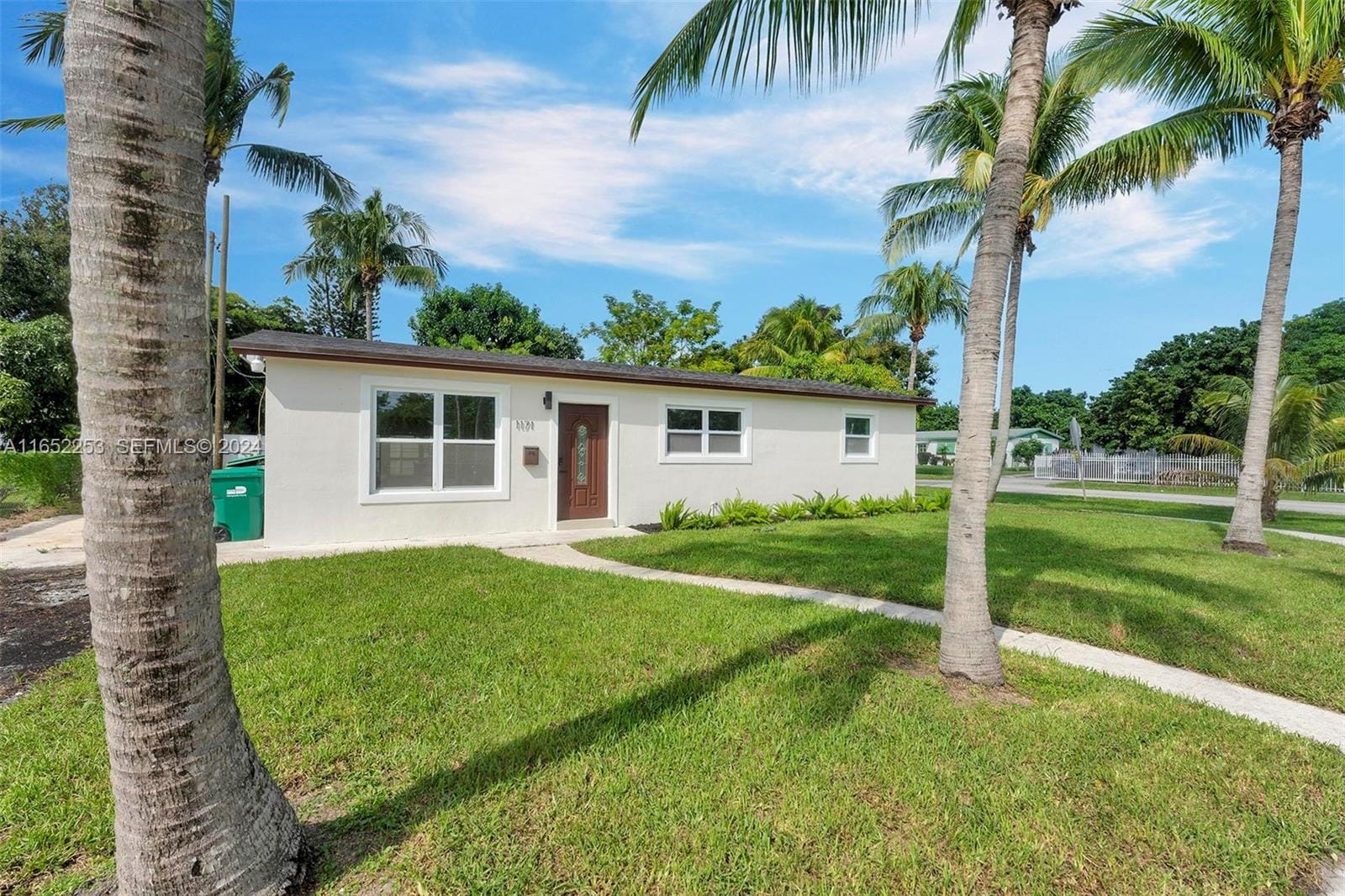 1171 NE 211th Terrace, Miami, FL 33179 photo 3