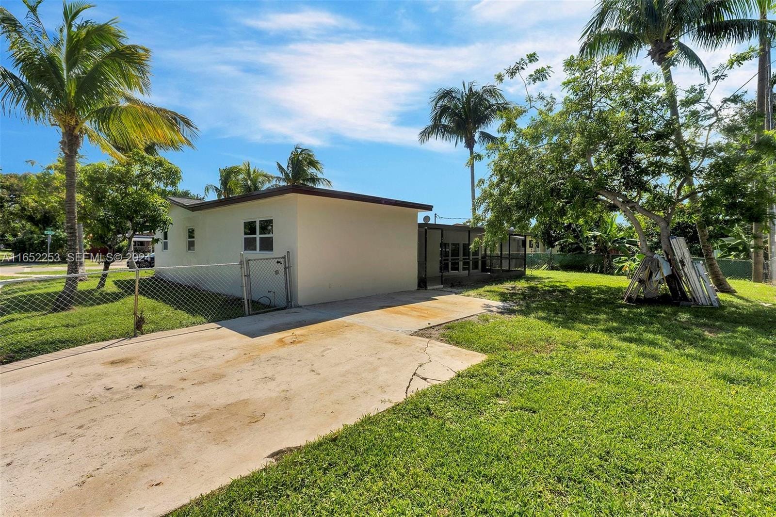 1171 NE 211th Terrace, Miami, FL 33179 photo 30