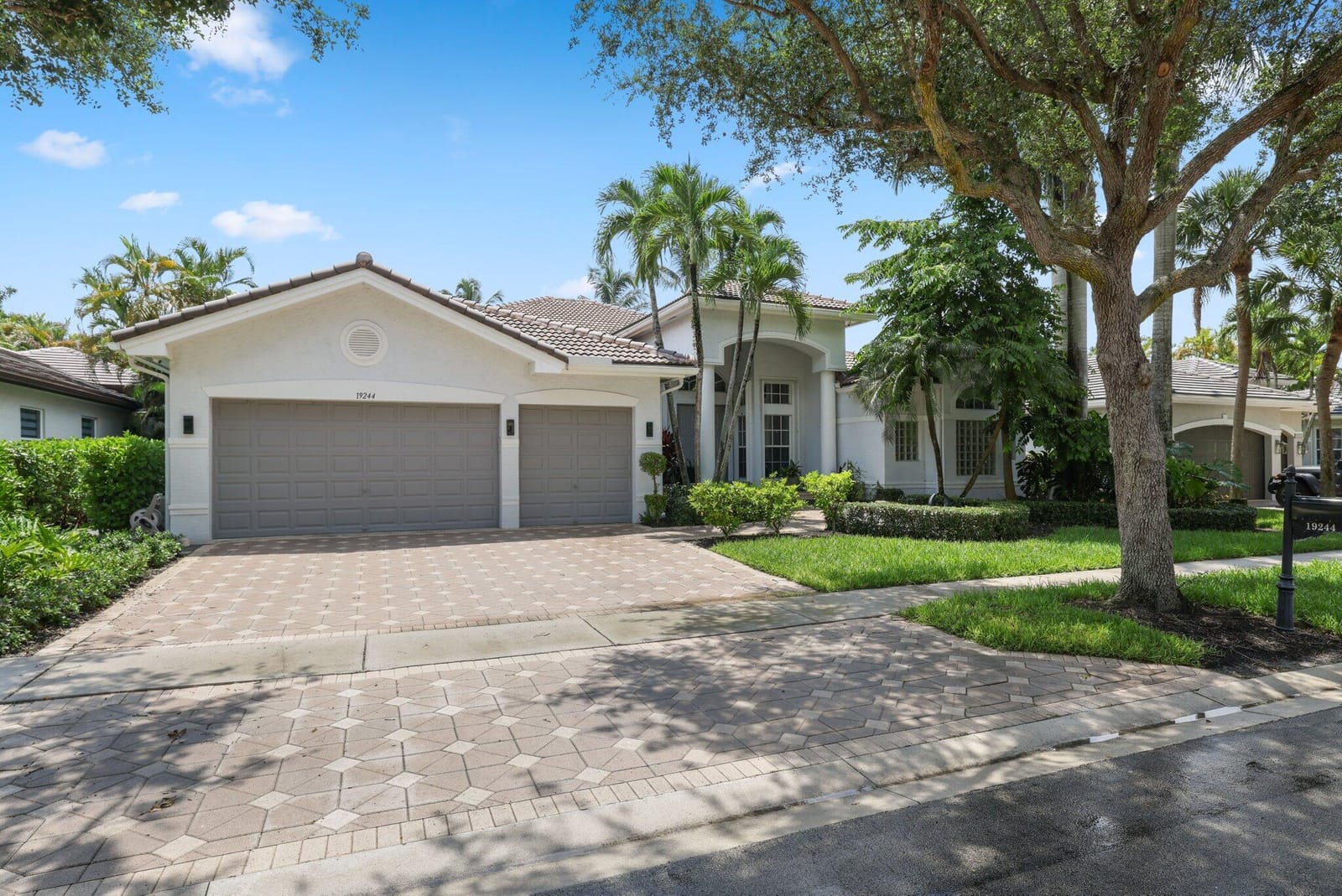 19244 Natures View Court, Boca Raton, FL 33498 photo 2