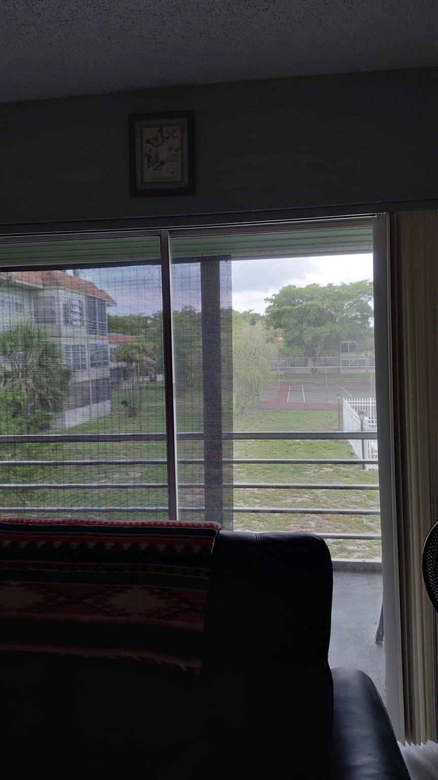 611 S State Road 7 2G, Margate, FL 33068