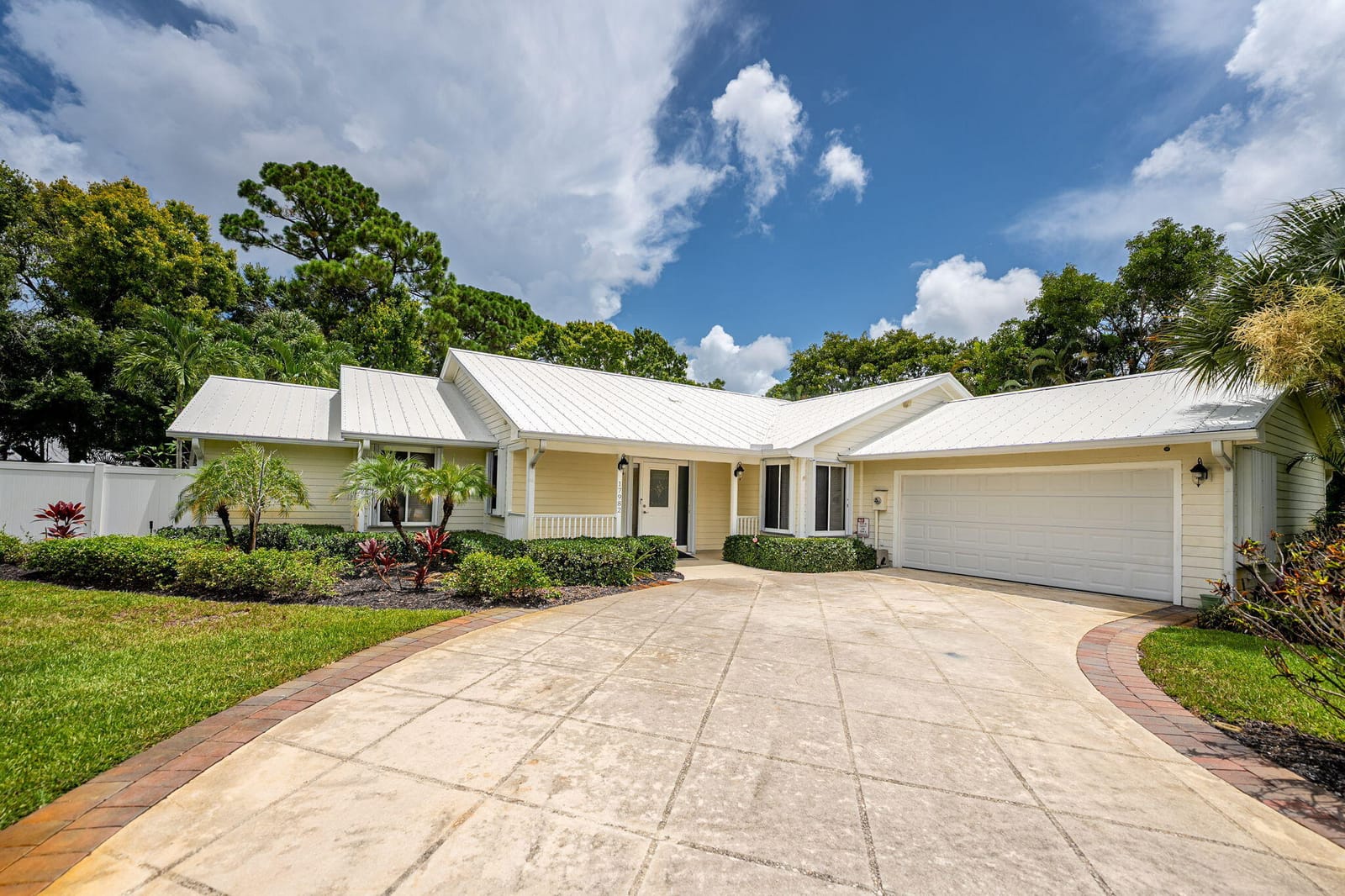 17982 Tidewater Circle, Jupiter, FL 33458