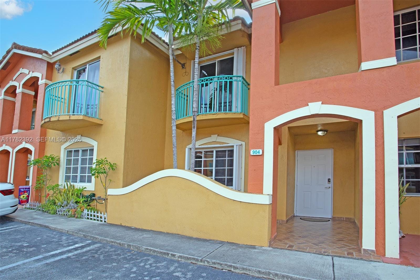 7225 NW 173rd Drive 904-9, Hialeah, FL 33015 photo 2