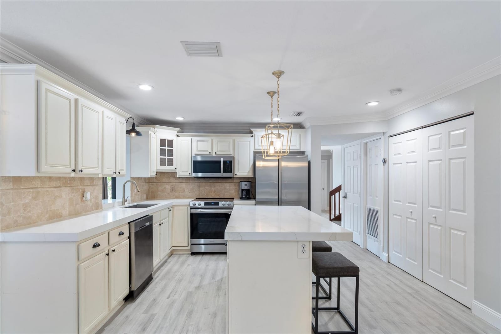10037 Country Brook Road, Boca Raton, FL 33428 photo 4