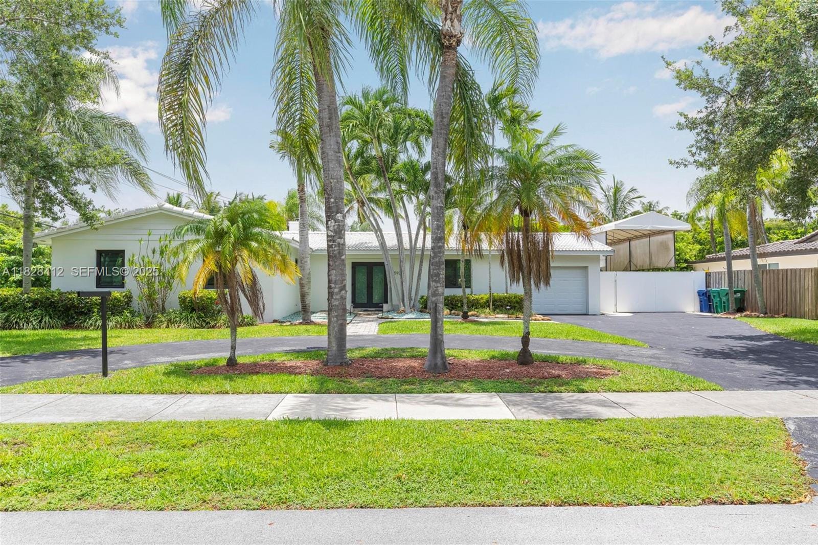 15920 SW 85th Avenue, Palmetto Bay, FL 33157
