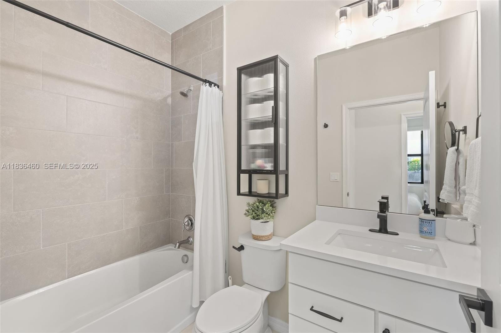 2414 Primrose Place, Oakland Park, FL 33309 photo 20