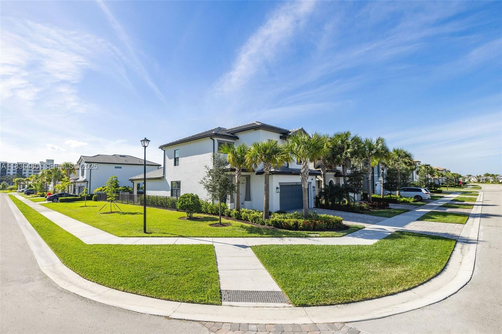2414 Primrose Place, Oakland Park, FL 33309 photo 3