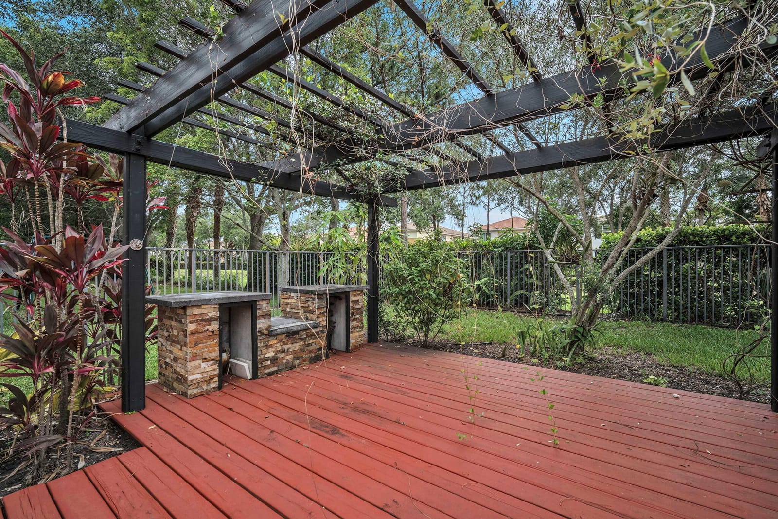 8589 Breezy Hill Drive, Boynton Beach, FL 33473 photo 4