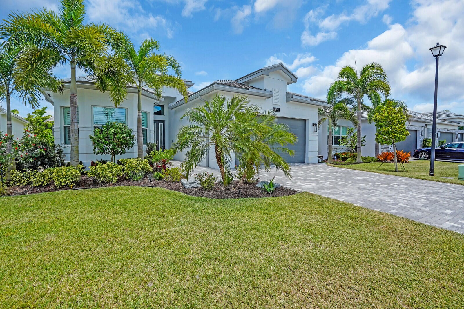 9780 Golden Dunes Lane — photo 4
