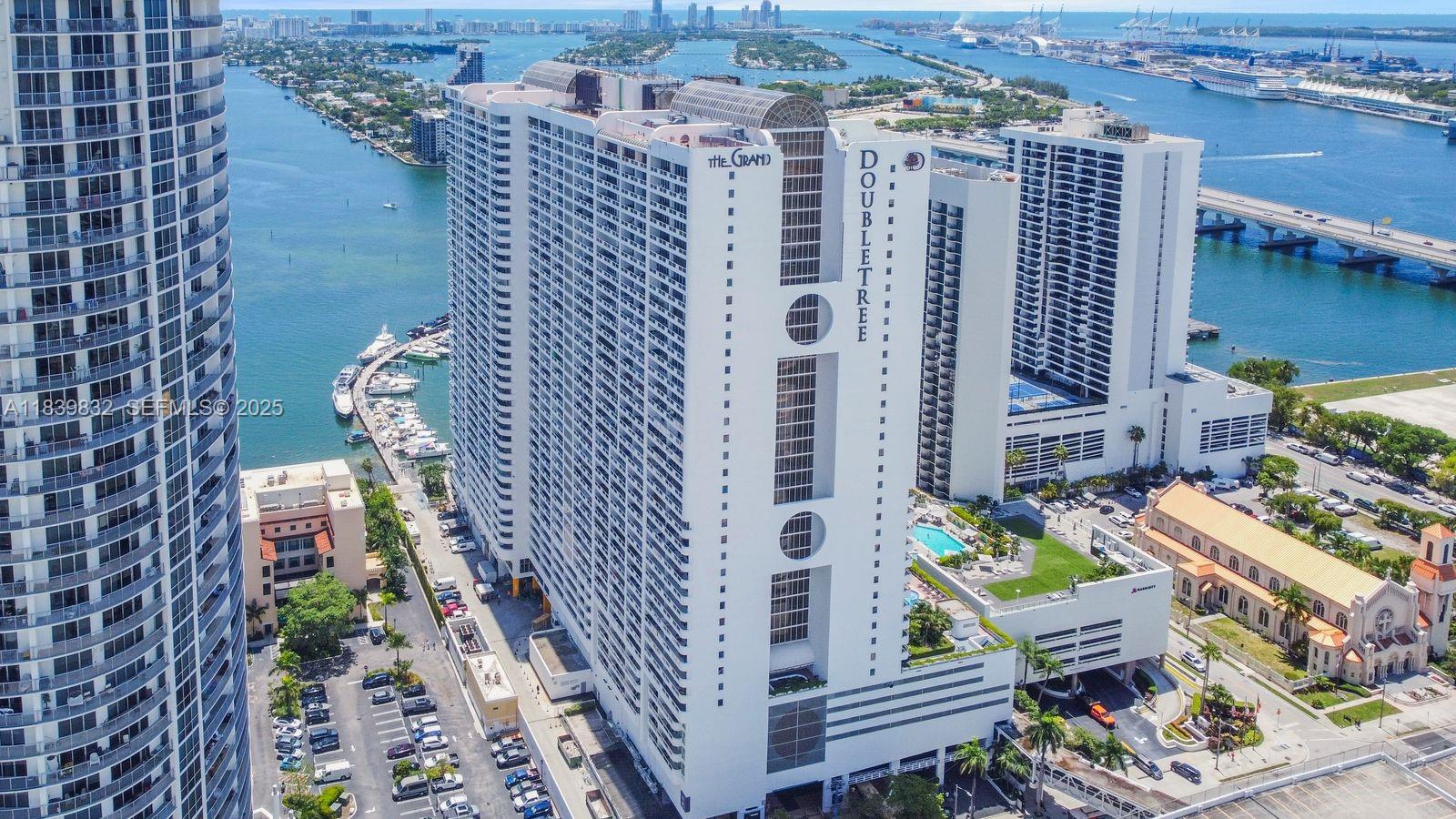 1717 N Bayshore Drive A2635, Miami, FL 33132, Miami