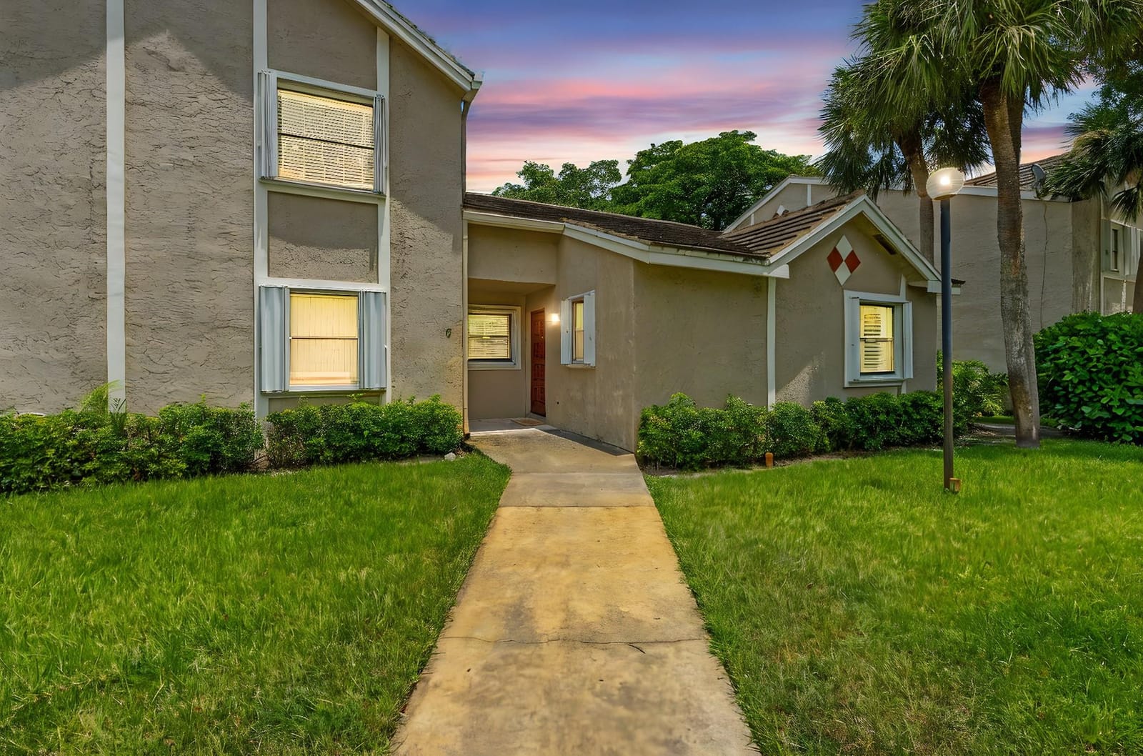 9601 Riverside Drive A6 — photo 2