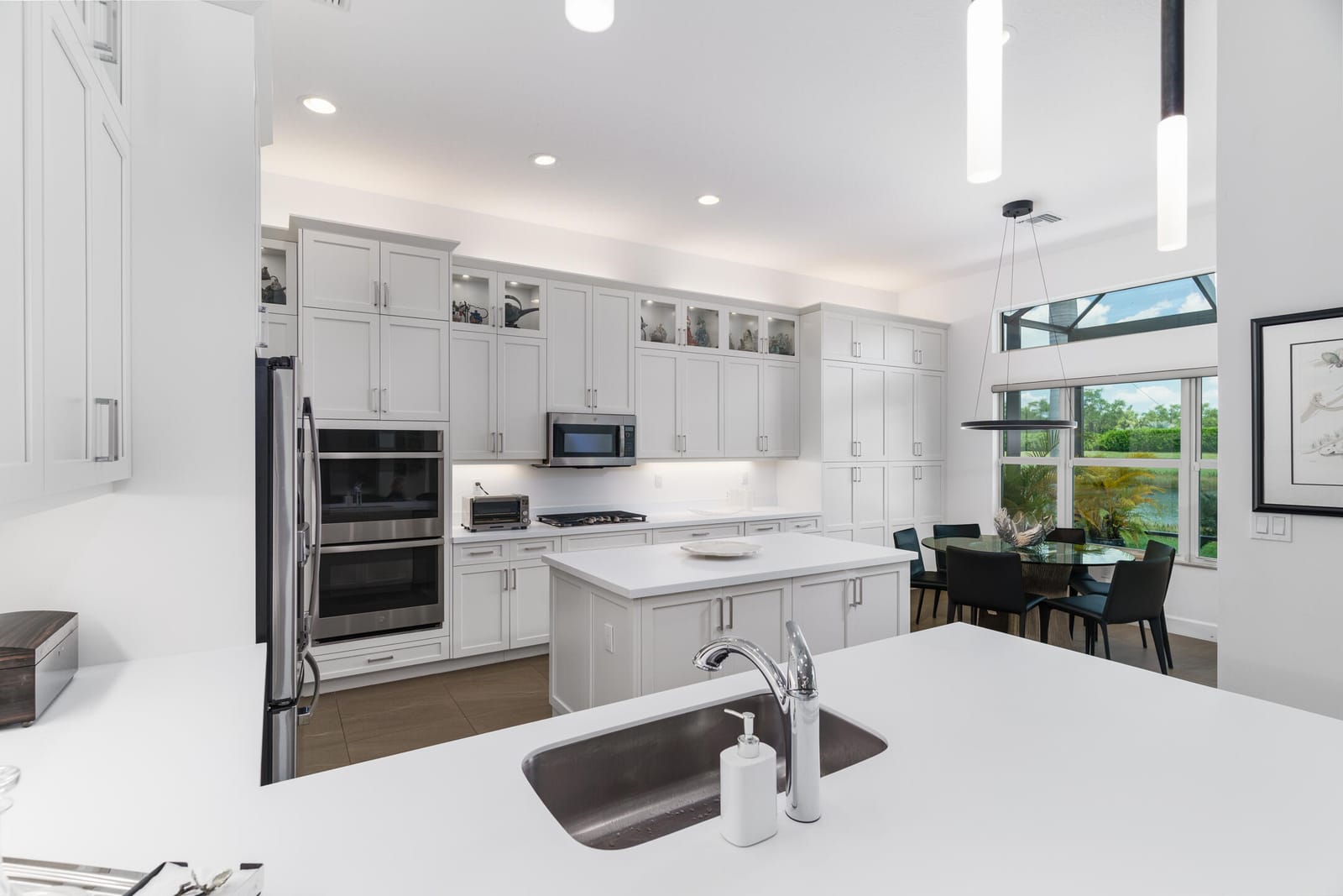 9237 Seahorse Bay Dr — photo 11