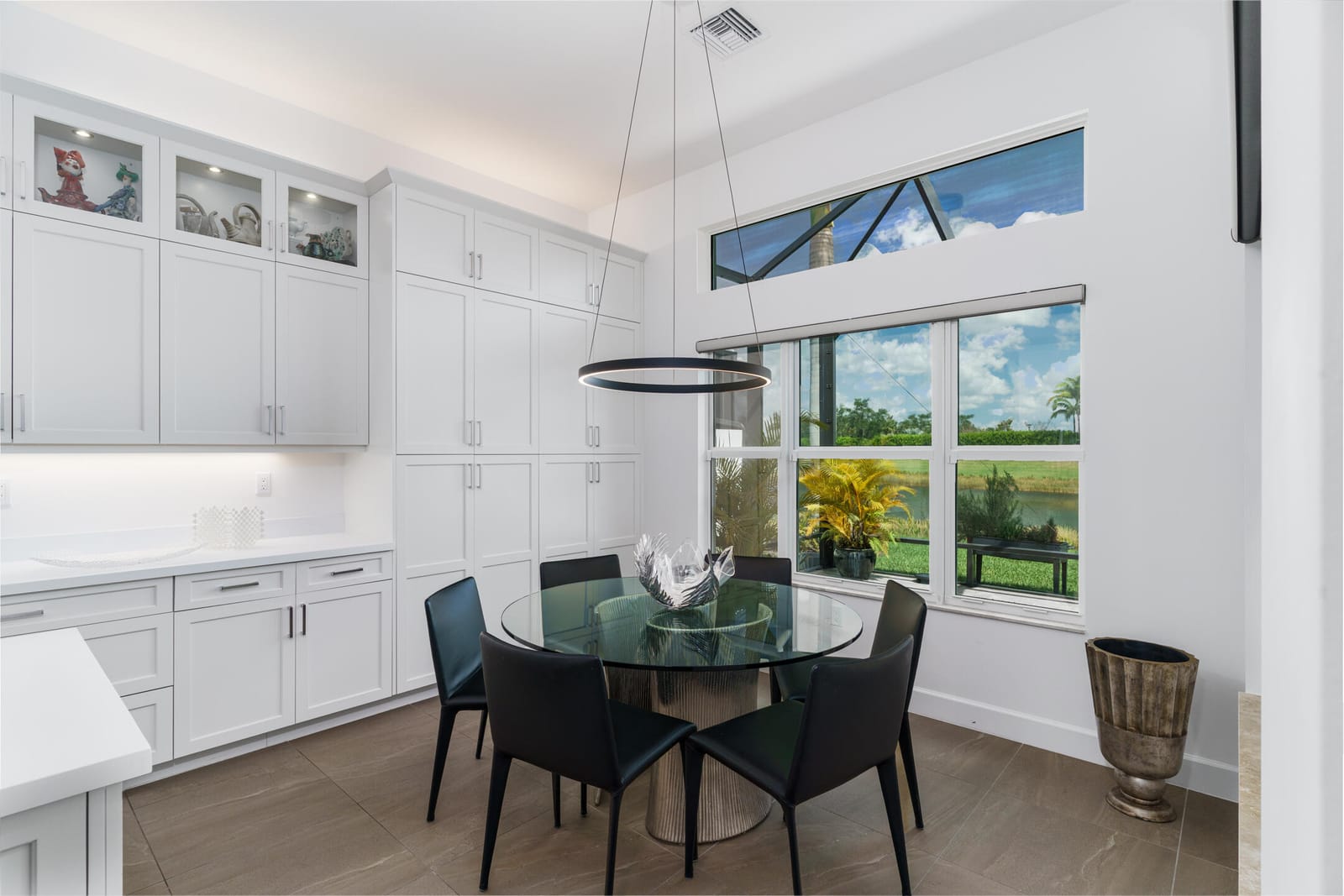 9237 Seahorse Bay Dr — photo 12