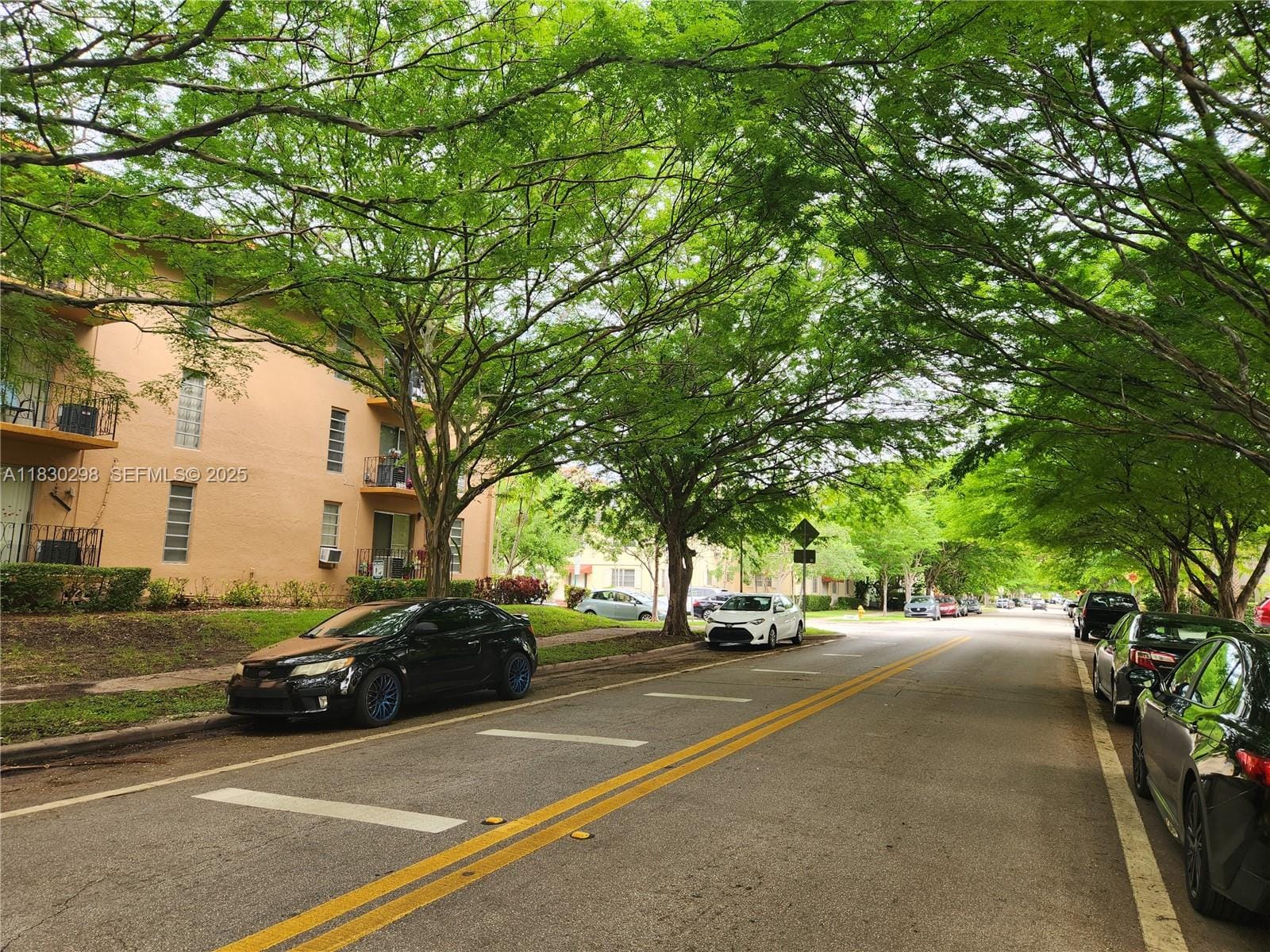 1014 Salzedo Street 304, Coral Gables, FL 33134 photo 24