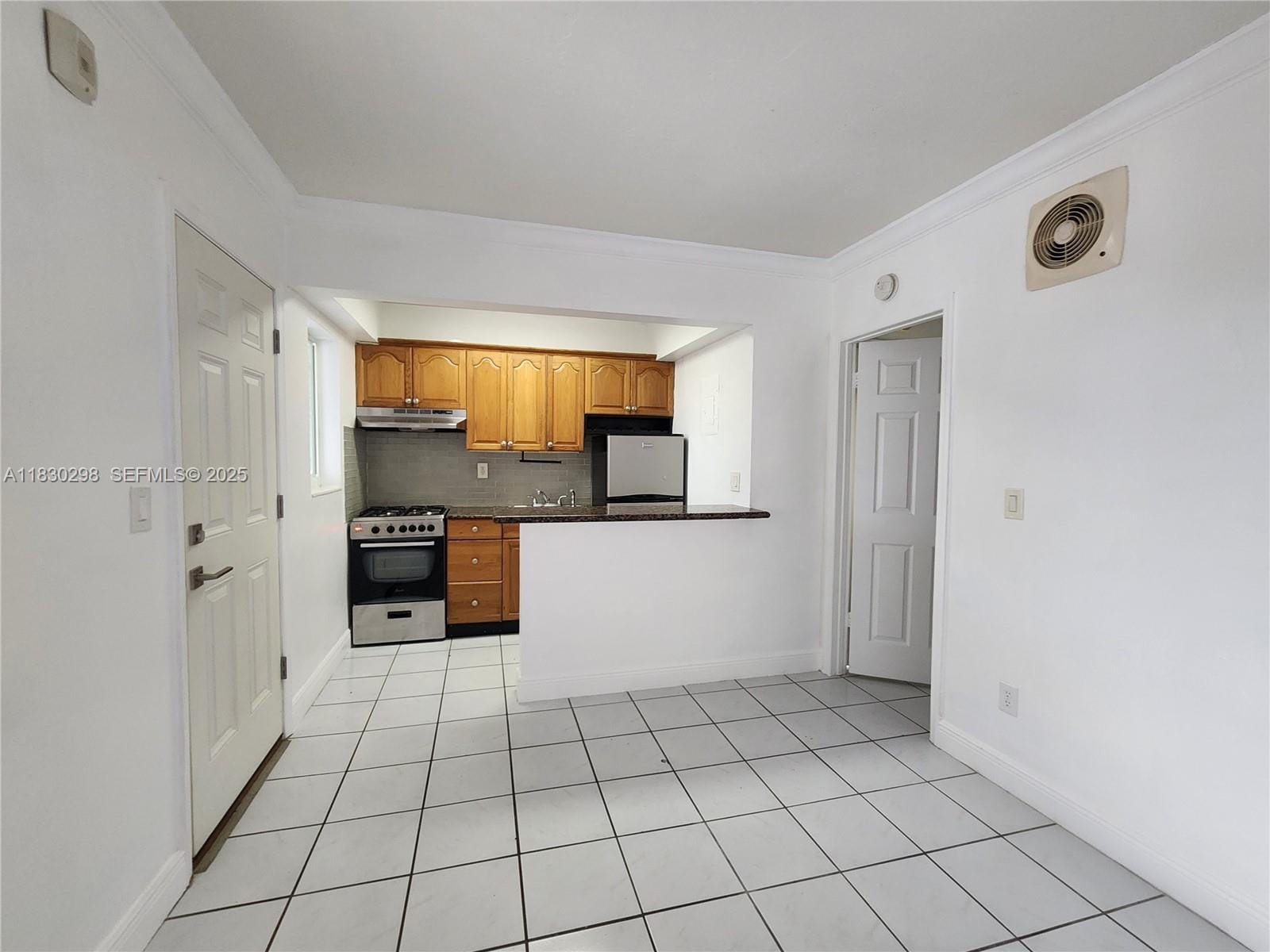 1014 Salzedo Street 304 — photo 8