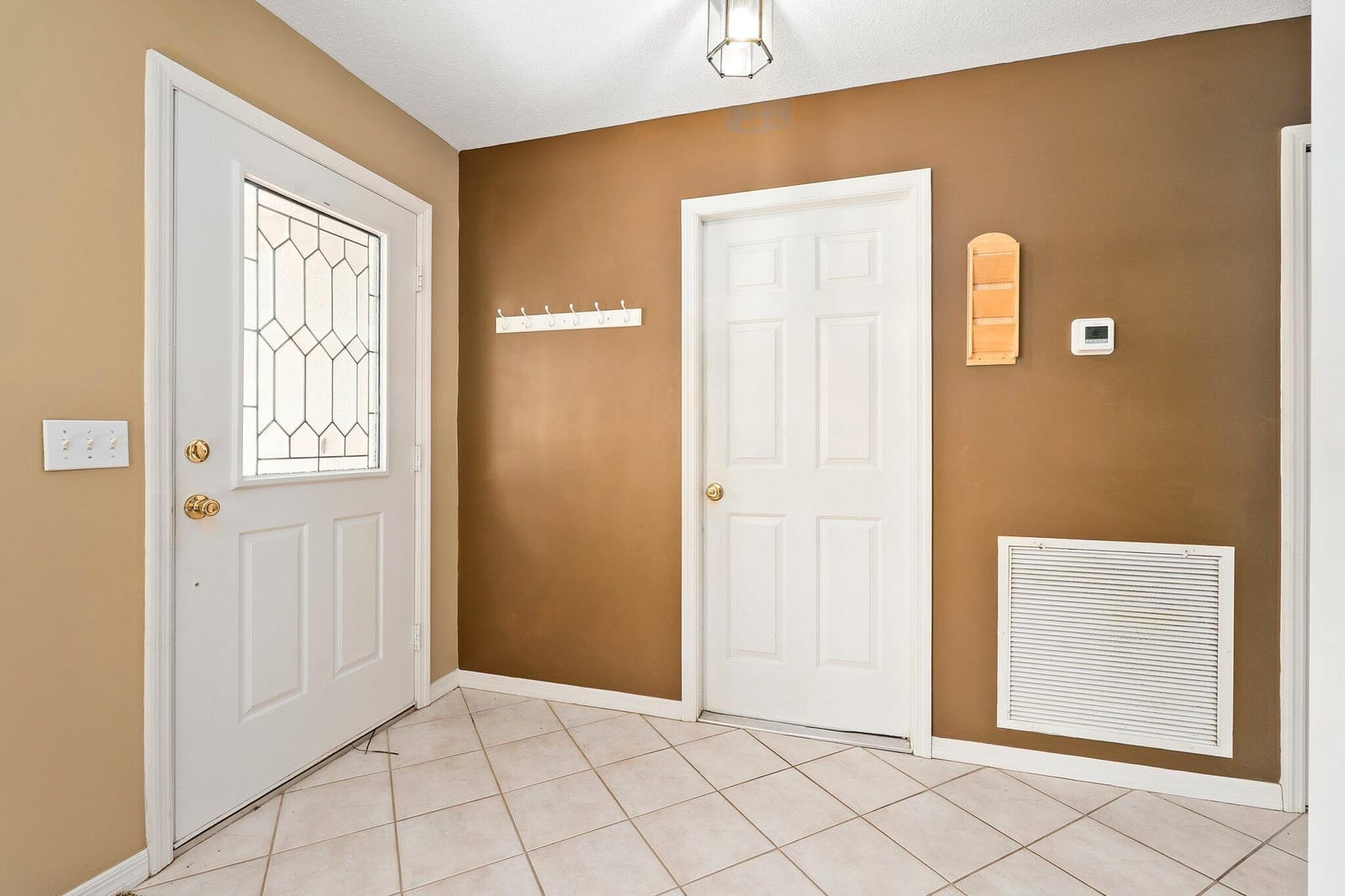 7205 Plumosa Lane — photo 5