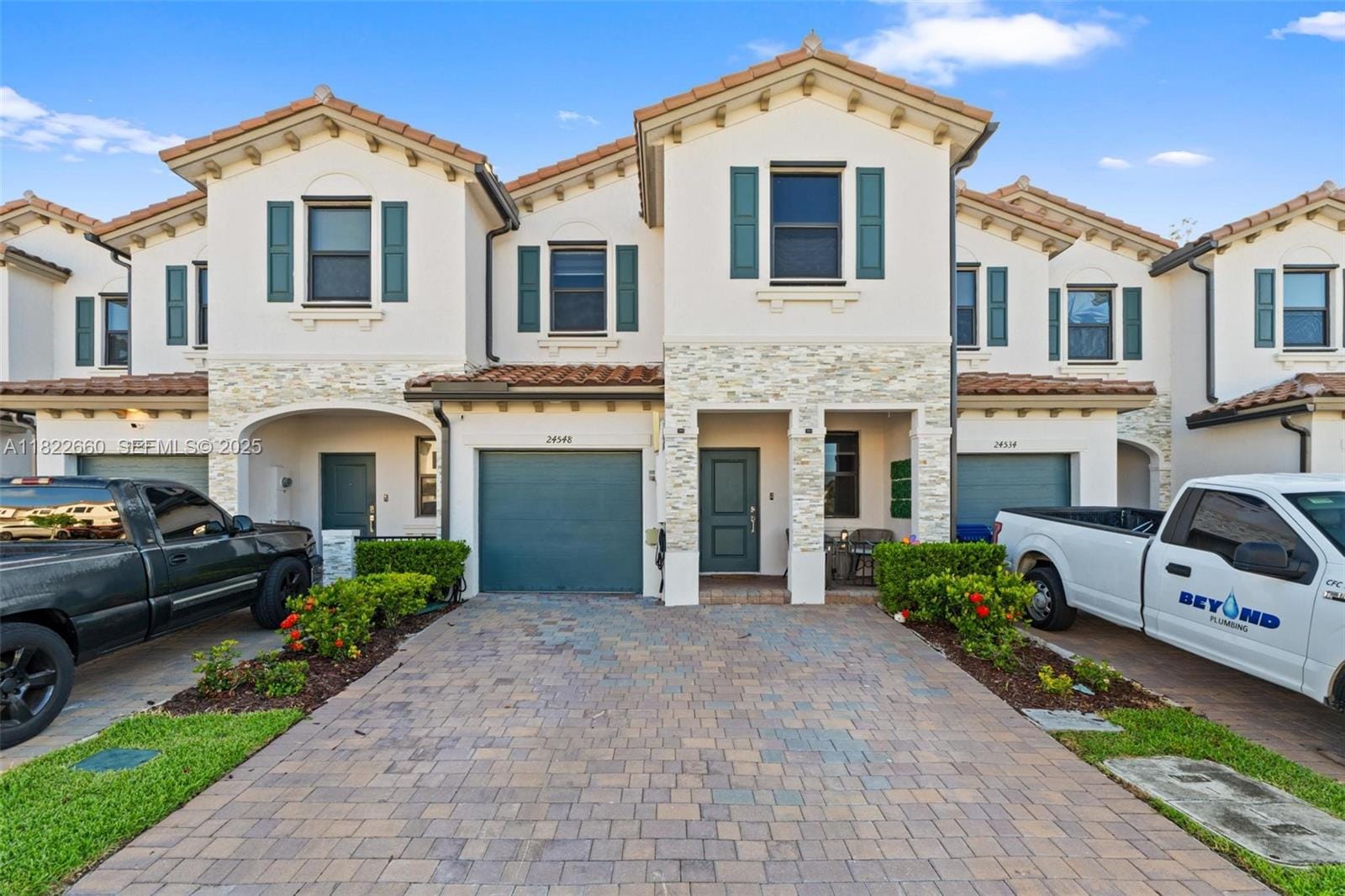 Sold home at 24548 SW 119th Place, Homestead, FL 33032