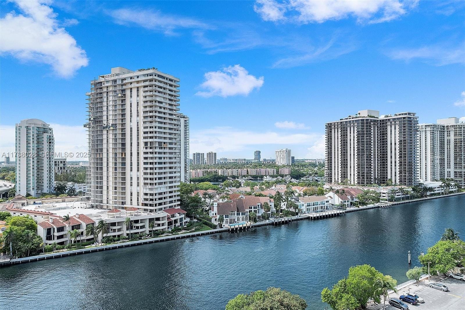 19390 Collins Avenue 1501, Sunny Isles Beach, FL 33160 photo 3