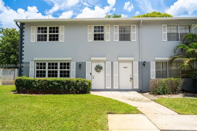 8010 SW 18th Court 1-8, sold in Arrowhead Golf & Tennis C, Davie, FL