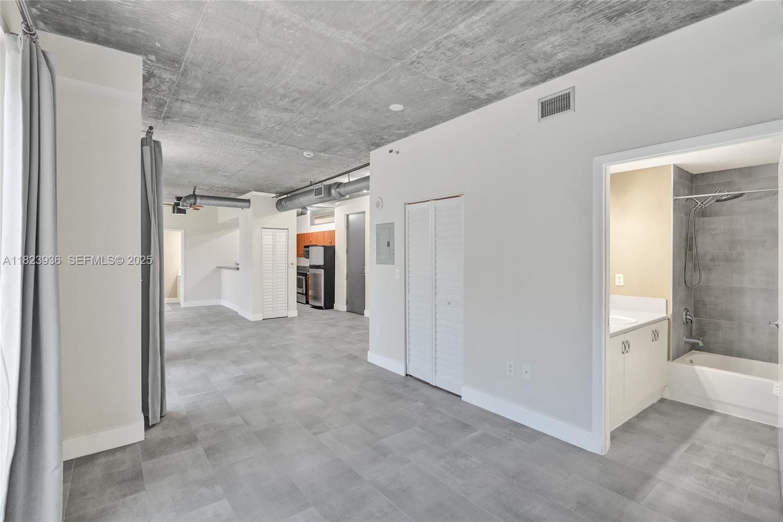 455 NE 25th Street 609, Miami, FL 33137 photo 12