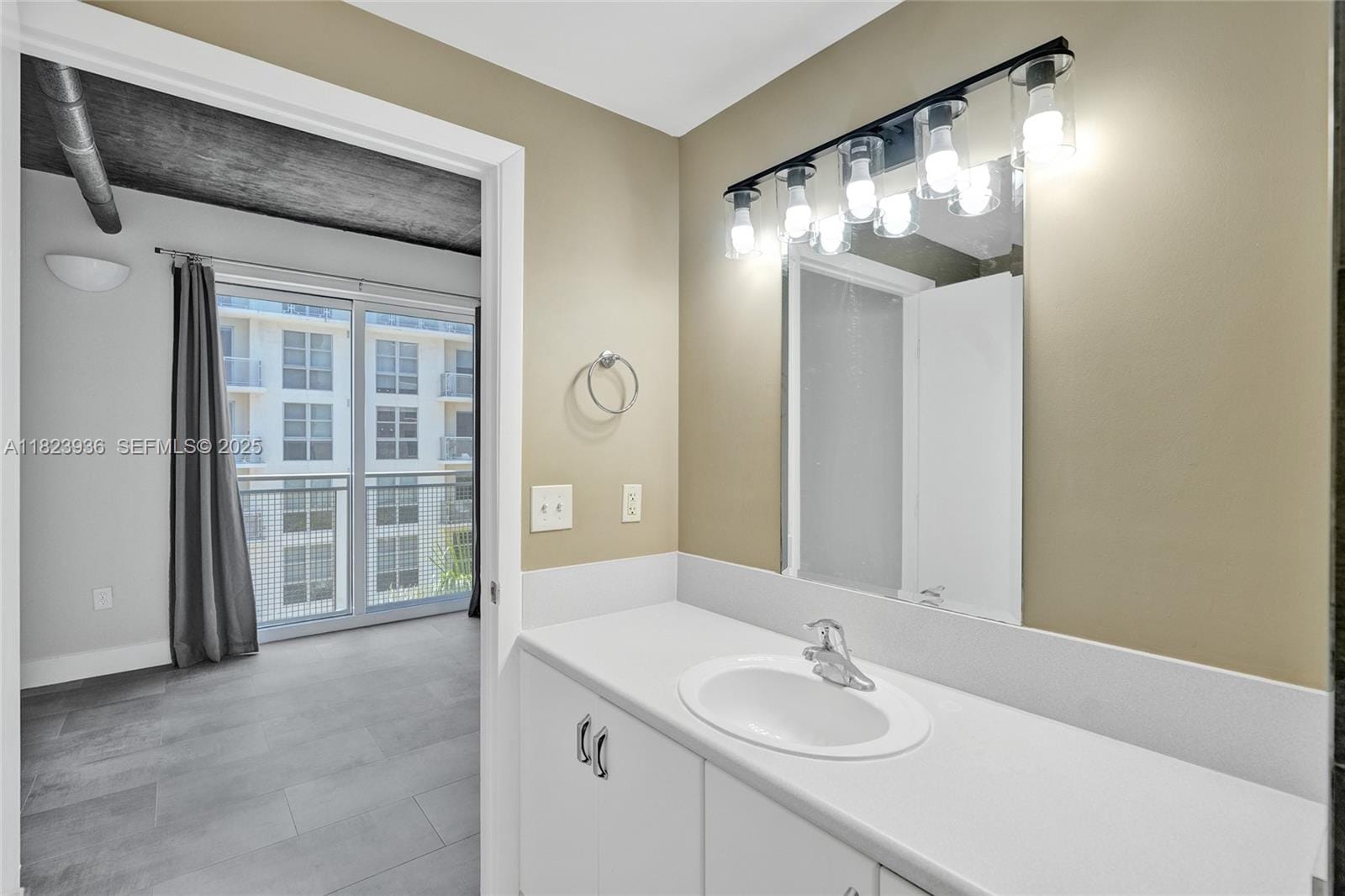 455 NE 25th Street 609, Miami, FL 33137 photo 13