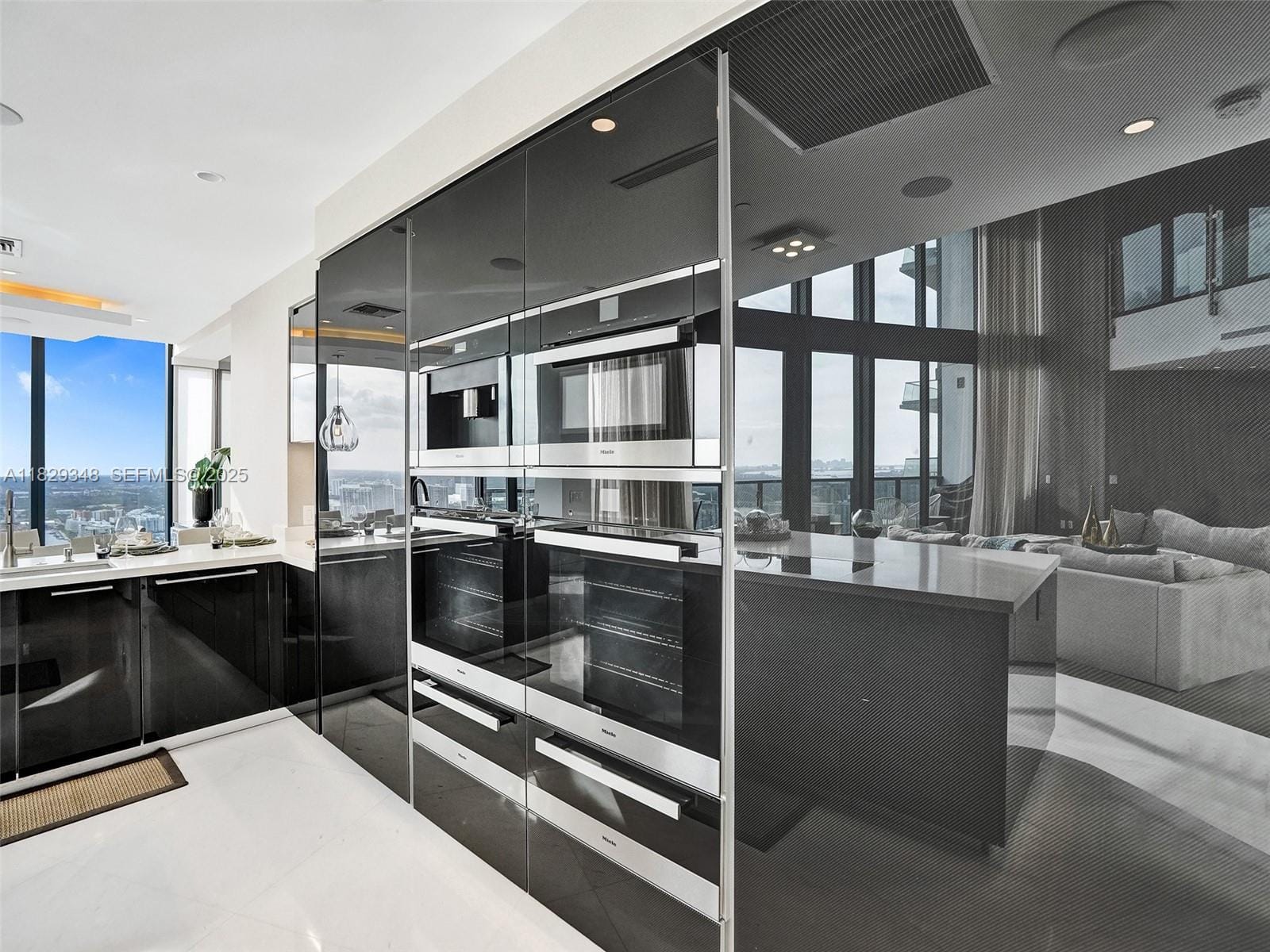 18555 Collins Avenue 4403, Sunny Isles Beach, FL 33160 photo 16