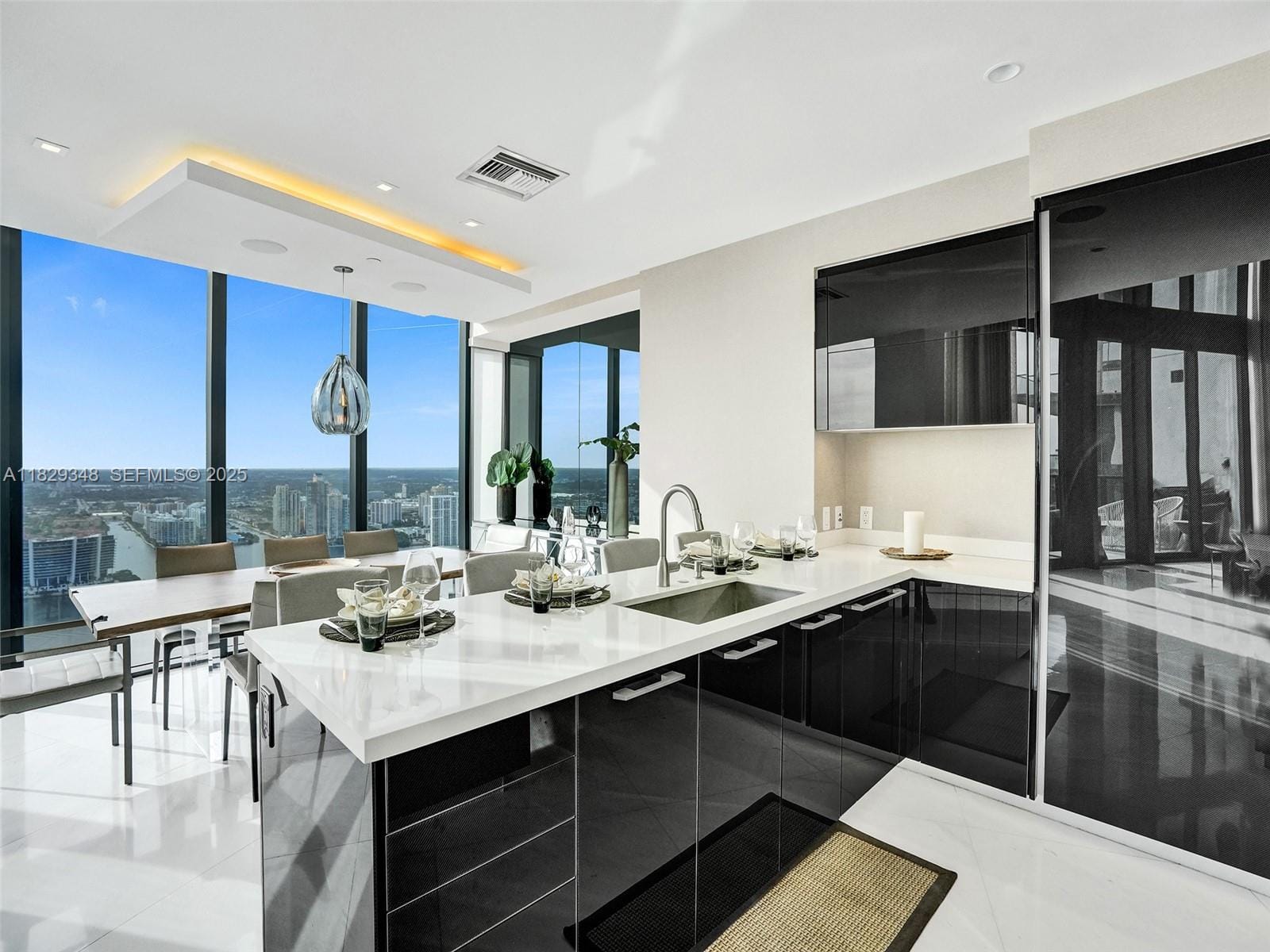 18555 Collins Avenue 4403, Sunny Isles Beach, FL 33160 photo 20
