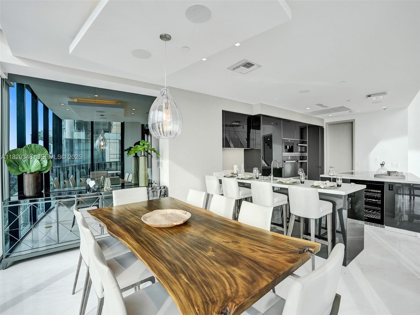 18555 Collins Avenue 4403, Sunny Isles Beach, FL 33160 photo 23