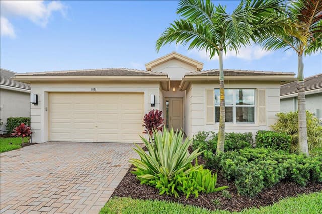 11681 SW Oceanus Boulevard, Port St. Lucie, FL 34987
