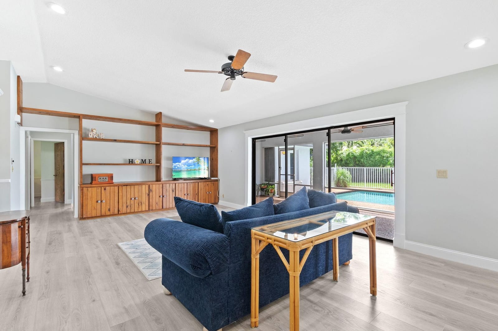 435 NW 99th Way — photo 4