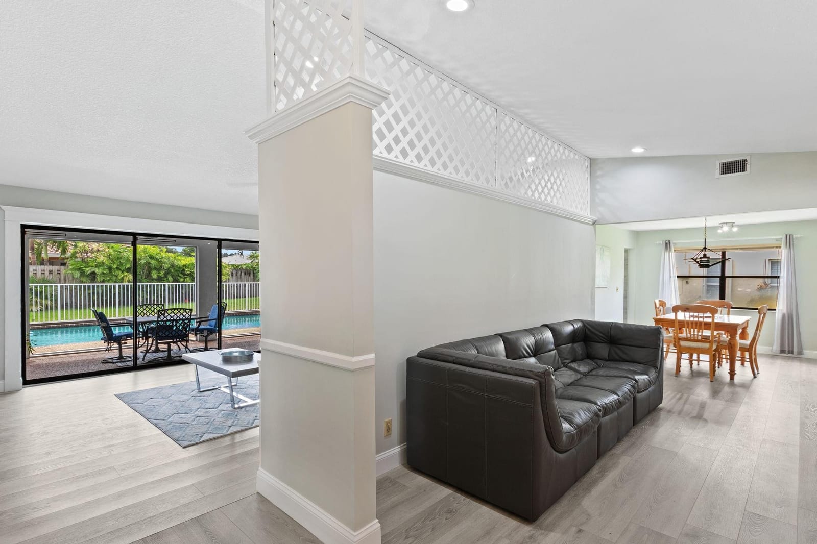 435 NW 99th Way — photo 5