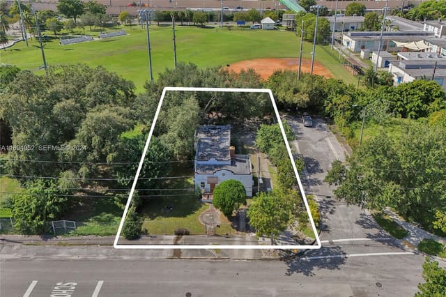 6440 NW 4th Avenue, sold in Gordon Dale Pk, Miami, FL