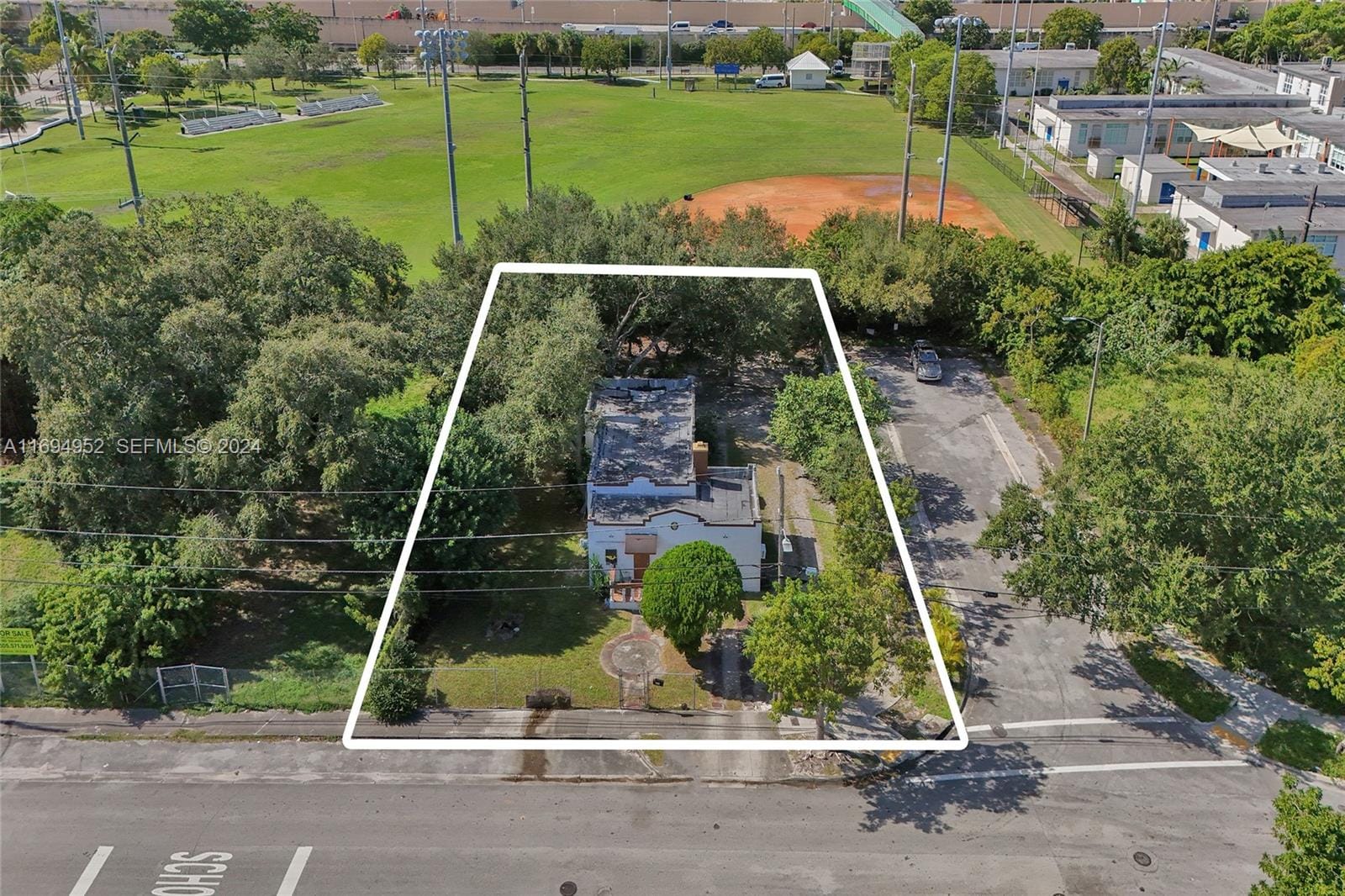 6440 NW 4th Avenue, Miami, FL 33150