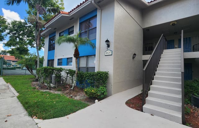 1600 Balfour Point B Drive B, West Palm Beach, FL 33411