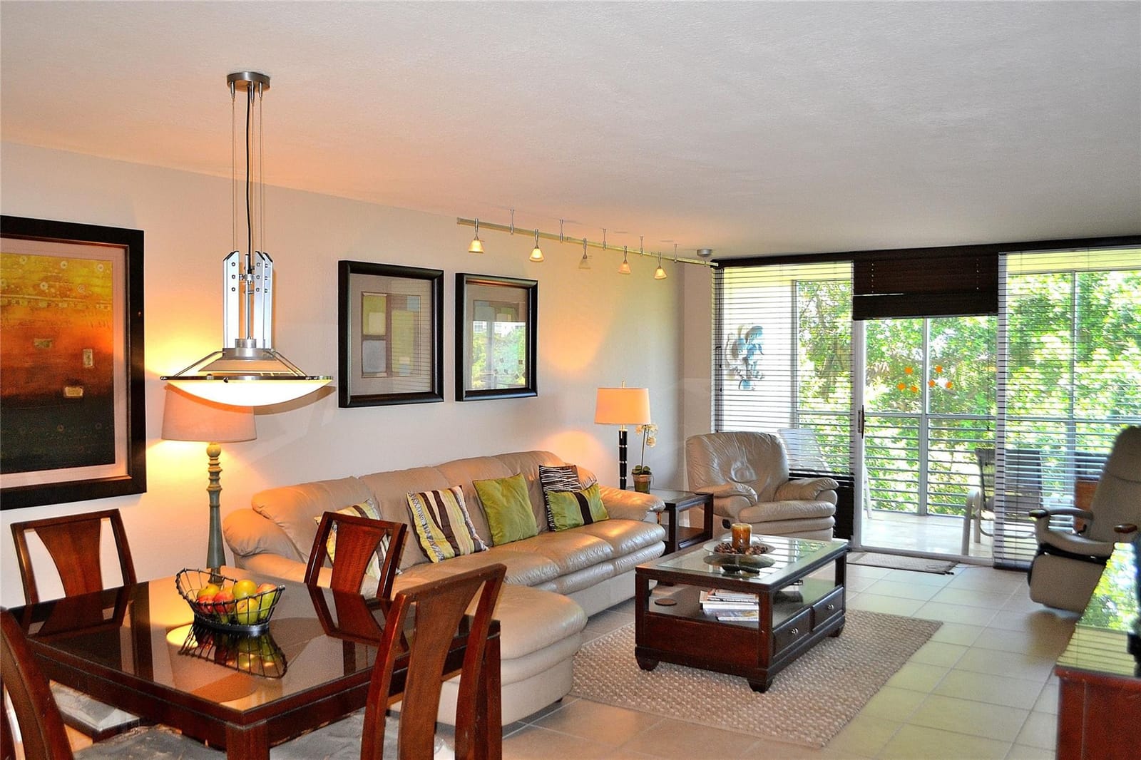 3850 Oaks Clubhouse Drive 405, Pompano Beach, FL 33069 photo 30