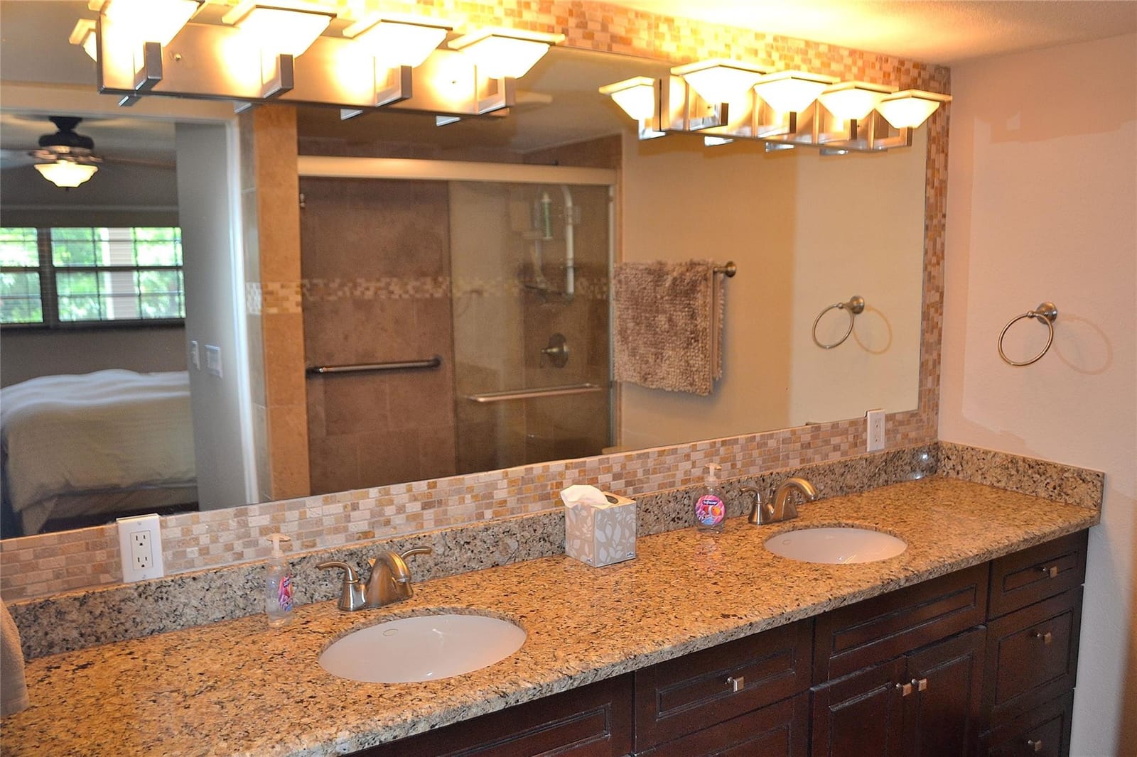 3850 Oaks Clubhouse Drive 405 — photo 7